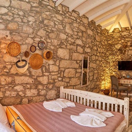 Morisi Avlu Hotel Alacatı Bagian luar foto
