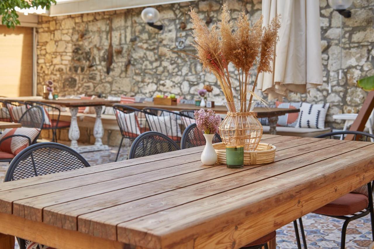 Morisi Avlu Hotel Alacatı Bagian luar foto
