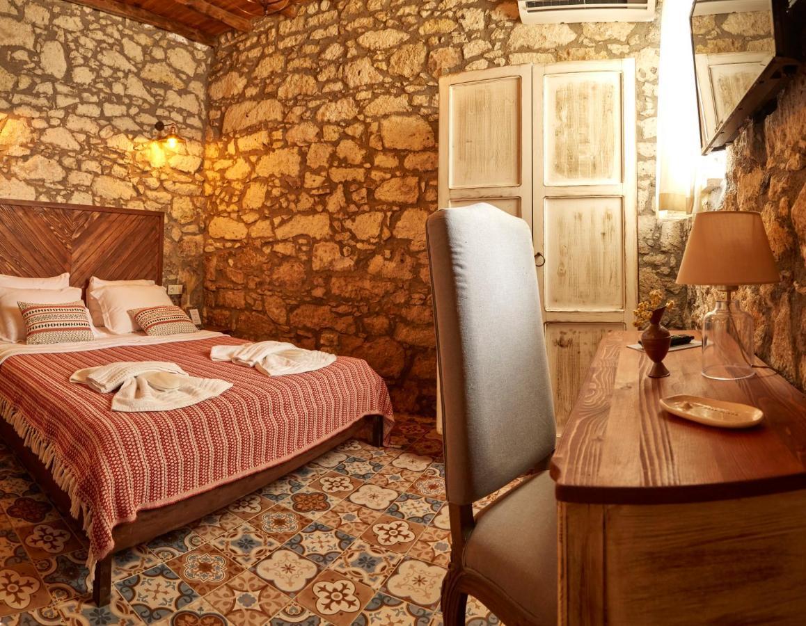 Morisi Avlu Hotel Alacatı Bagian luar foto