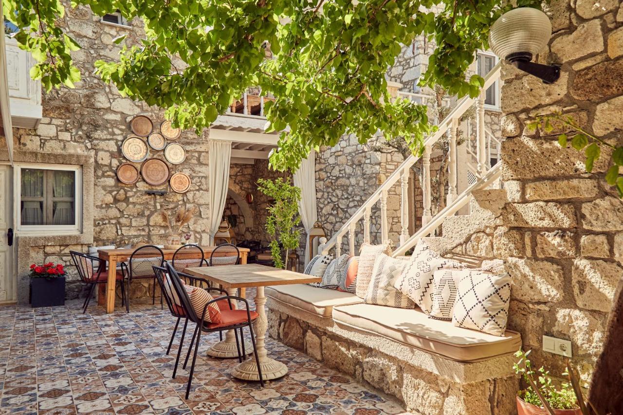 Morisi Avlu Hotel Alacatı Bagian luar foto